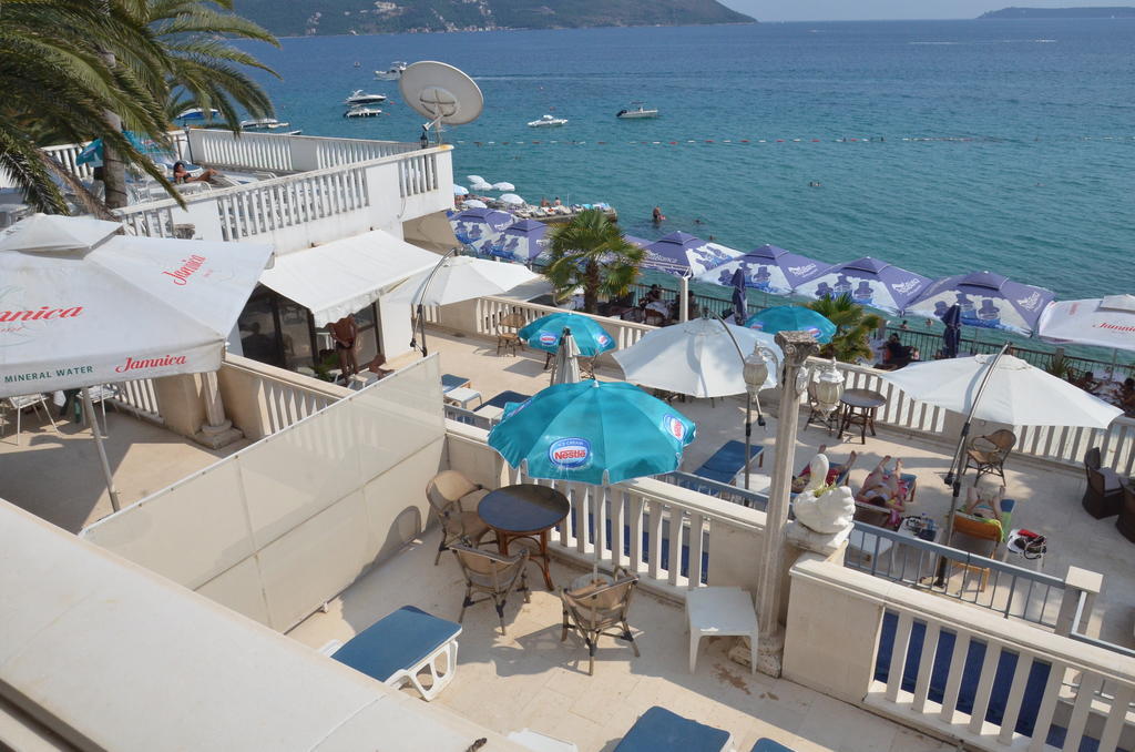 Garni Hotel Vila Aleksandar Herceg Novi Kültér fotó