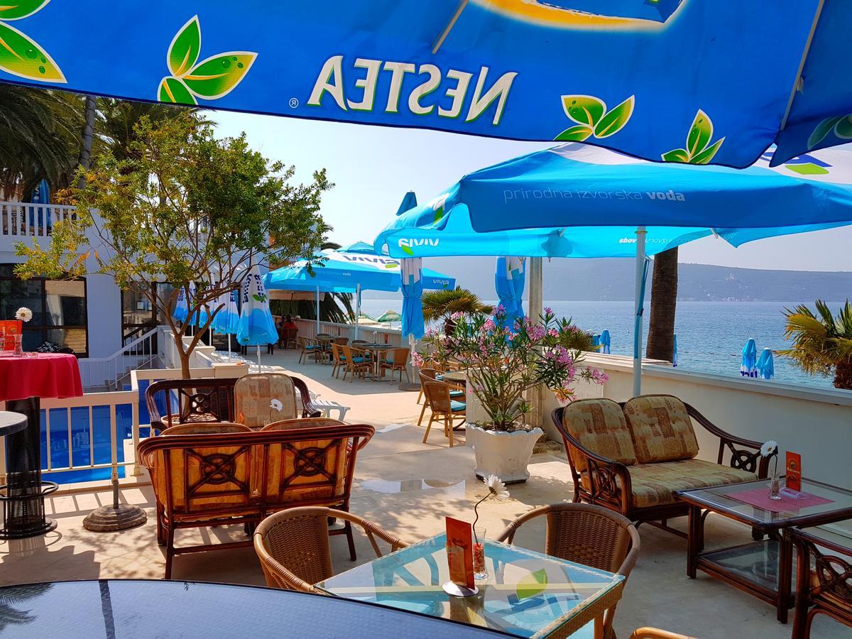 Garni Hotel Vila Aleksandar Herceg Novi Kültér fotó